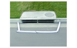 7740 - spill control boom sticks in use_ass7740.jpg redirect to product page
